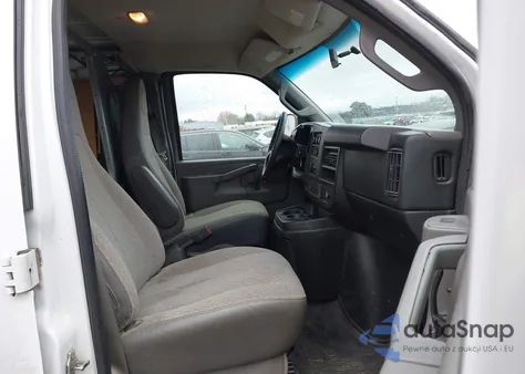 2016 GMC Savana 2500 Work Van z USA, uszkodzony, nr VIN 1GTW7AFF2G1903696